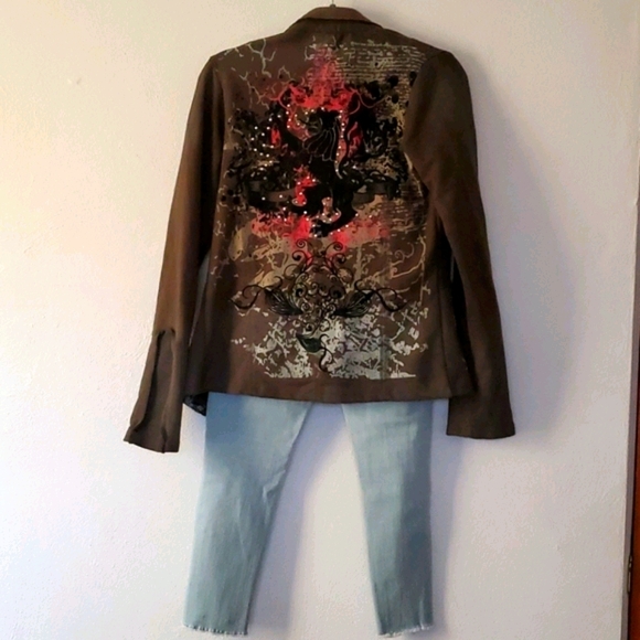 Green Art-detailed Jacket - Picture 10 of 10